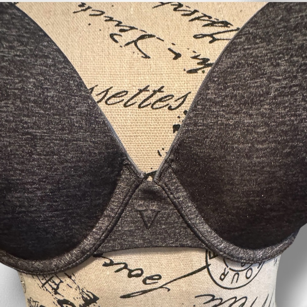 NWOT - Victoria’s Secret T-Shirt Push-Up Bra 34D - Picture 4 of 8